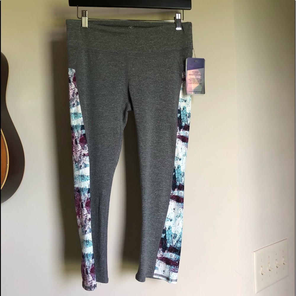 💥REDUCED 💥Threads 4 Thought Sada Legging -NWT